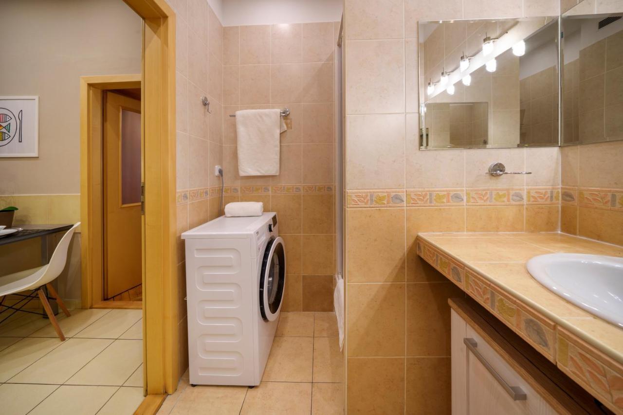 Dlouha Apartment With Balcony プラハ エクステリア 写真
